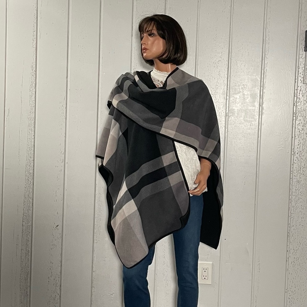 Ike Behar Women's  Plaid  Reversible Blanket cape , Poncho,Shawl